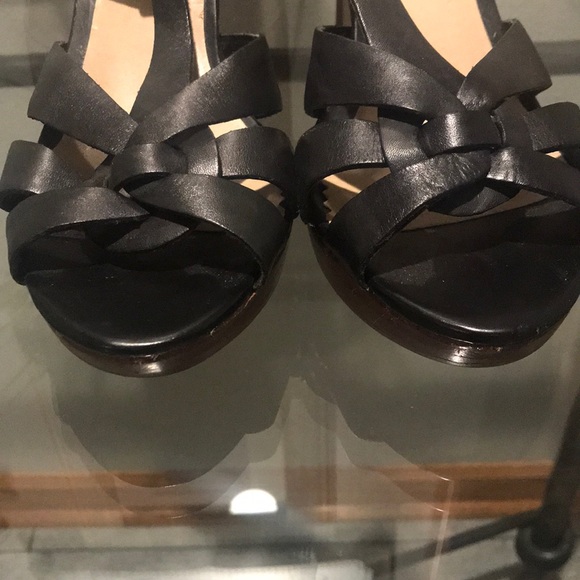 Black Heels - Picture 2 of 3